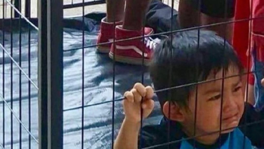 México, niños migrantes están detenidos y hay más de 100,000 personas en la frontera norte del país