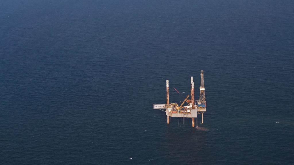 Golfo de México, cientos de derrames de petróleo reportados después del huracán Ida