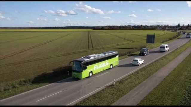 FlixBus trae nuevos autobuses con paneles solares a la sala